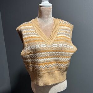 Women's Tan and White Patterned Sweater Vest